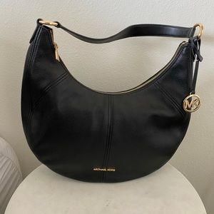 Michael Kors Bedford Hobo Black